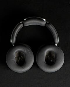 Dyson OnTrac headphones | Noah Okafor