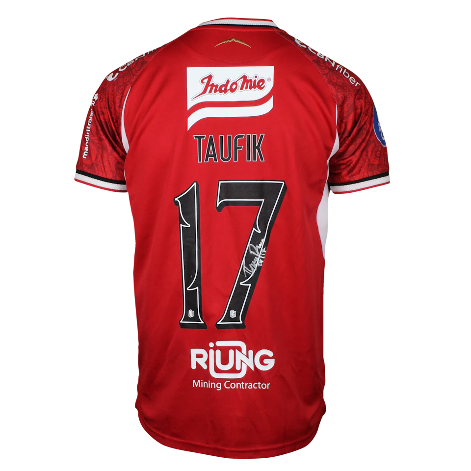 Taufik Hidayat Bali United shirt