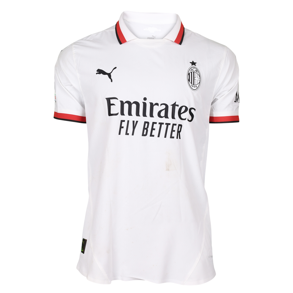 Fikayo Tomori AC Milan shirt