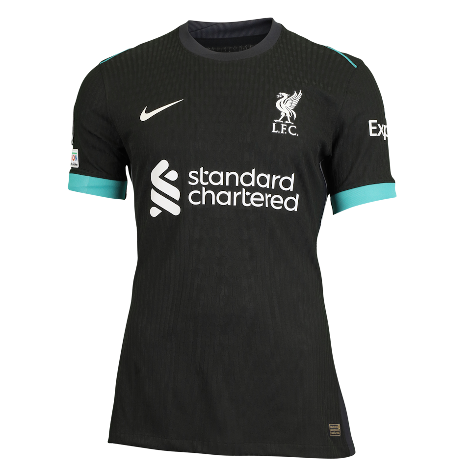 Liverpool 팀의 Jarell Quansah 셔츠