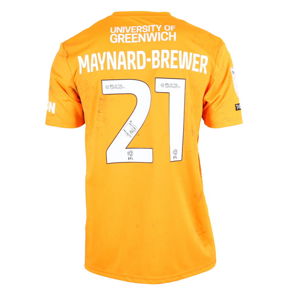 Ashley Maynard-Brewer Charlton Athletic shirt