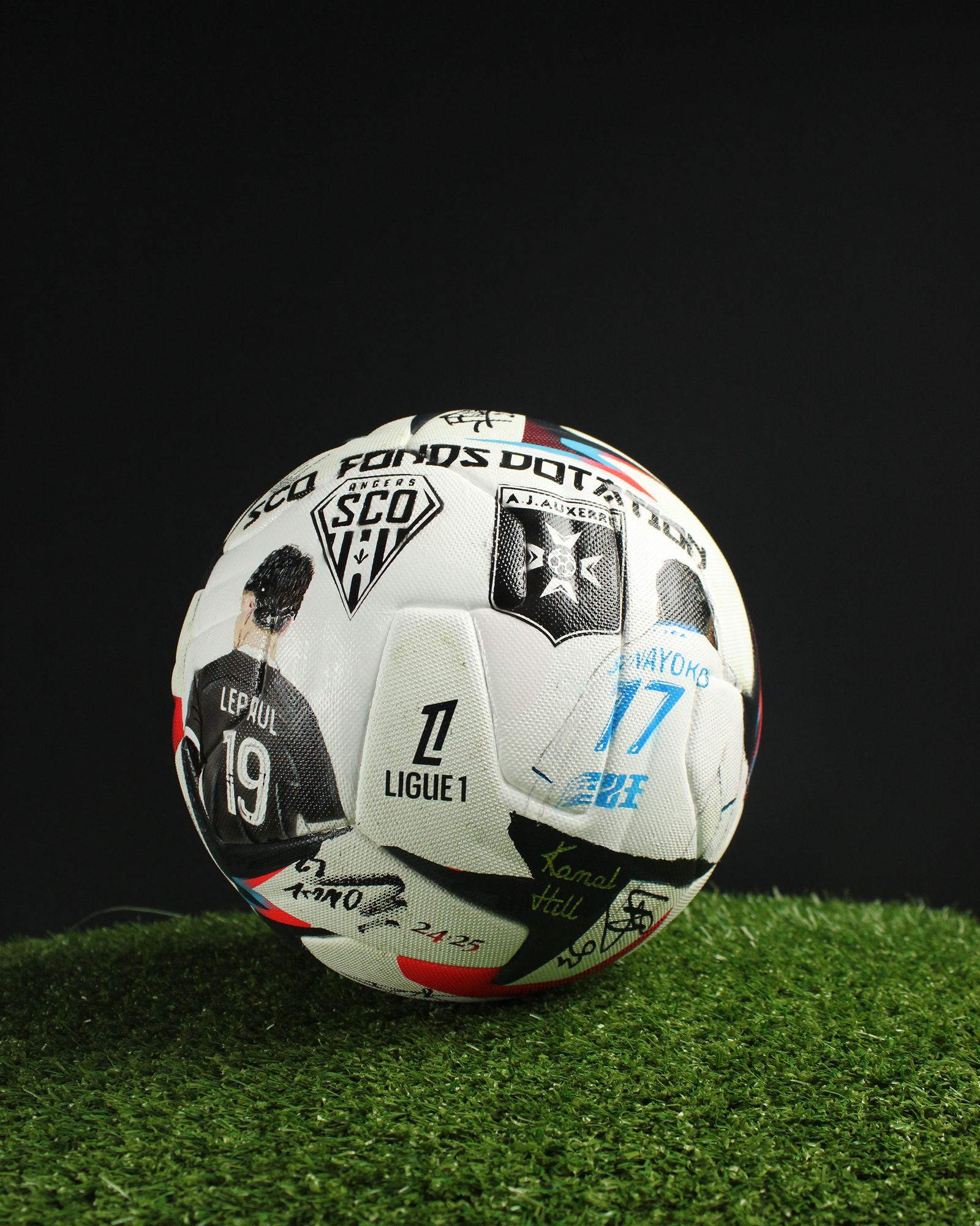 Angers SCO vs AJ Auxerre | Limited Edition Match Ball