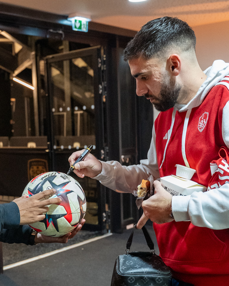 Angers SCO vs Stade Brestois 29 | Limited Edition Match Ball