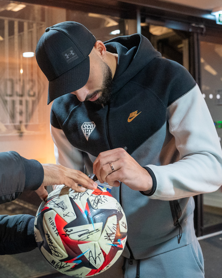 Angers SCO vs Stade Brestois 29 | Limited Edition Match Ball