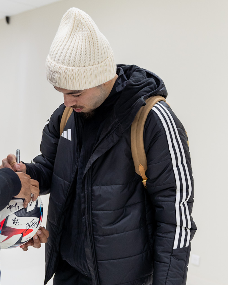 Angers SCO vs Olympique Lyonnais | Limited Edition Match Ball