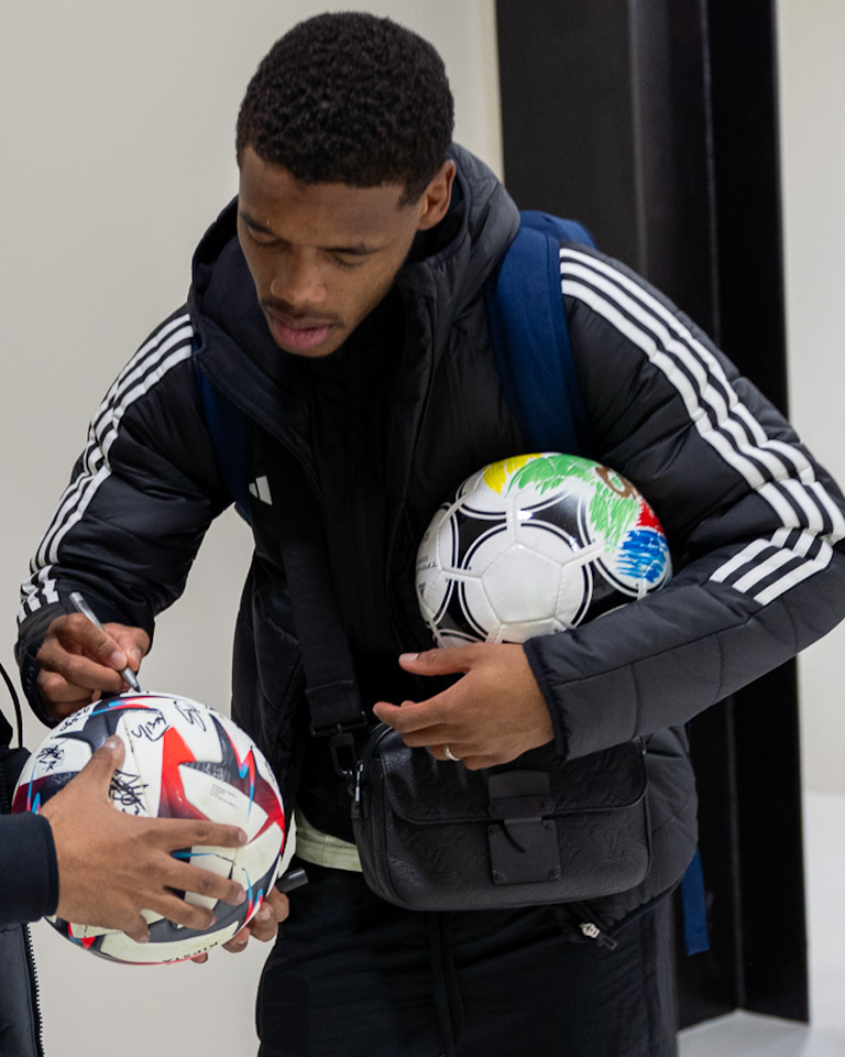 Angers SCO vs Olympique Lyonnais | Limited Edition Match Ball