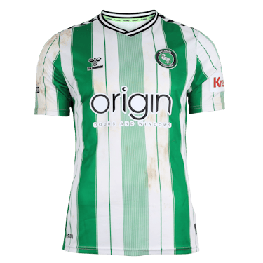 Daniel Udoh Wycombe Wanderers shirt