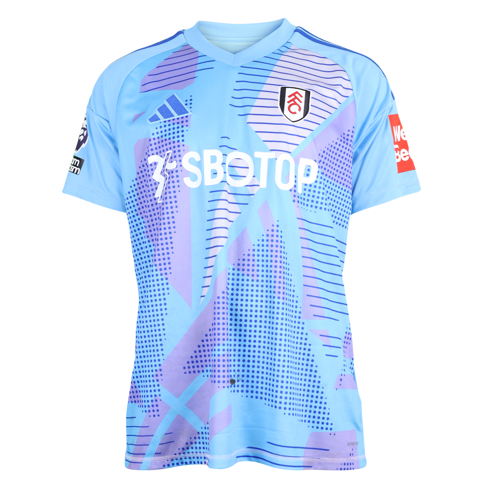 Bernd Leno Fulham shirt