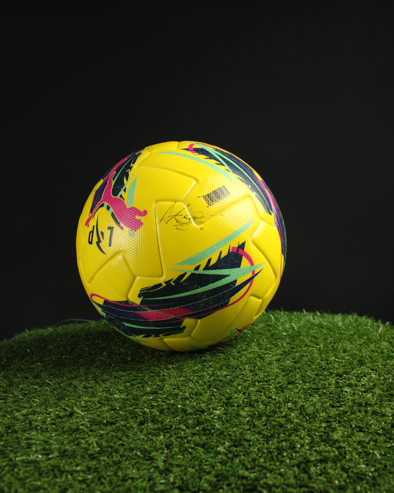 Match Scored Ball `1 - Leonardo Vonić