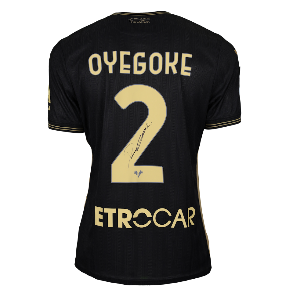 Daniel Oyegoke Hellas Verona FC shirt