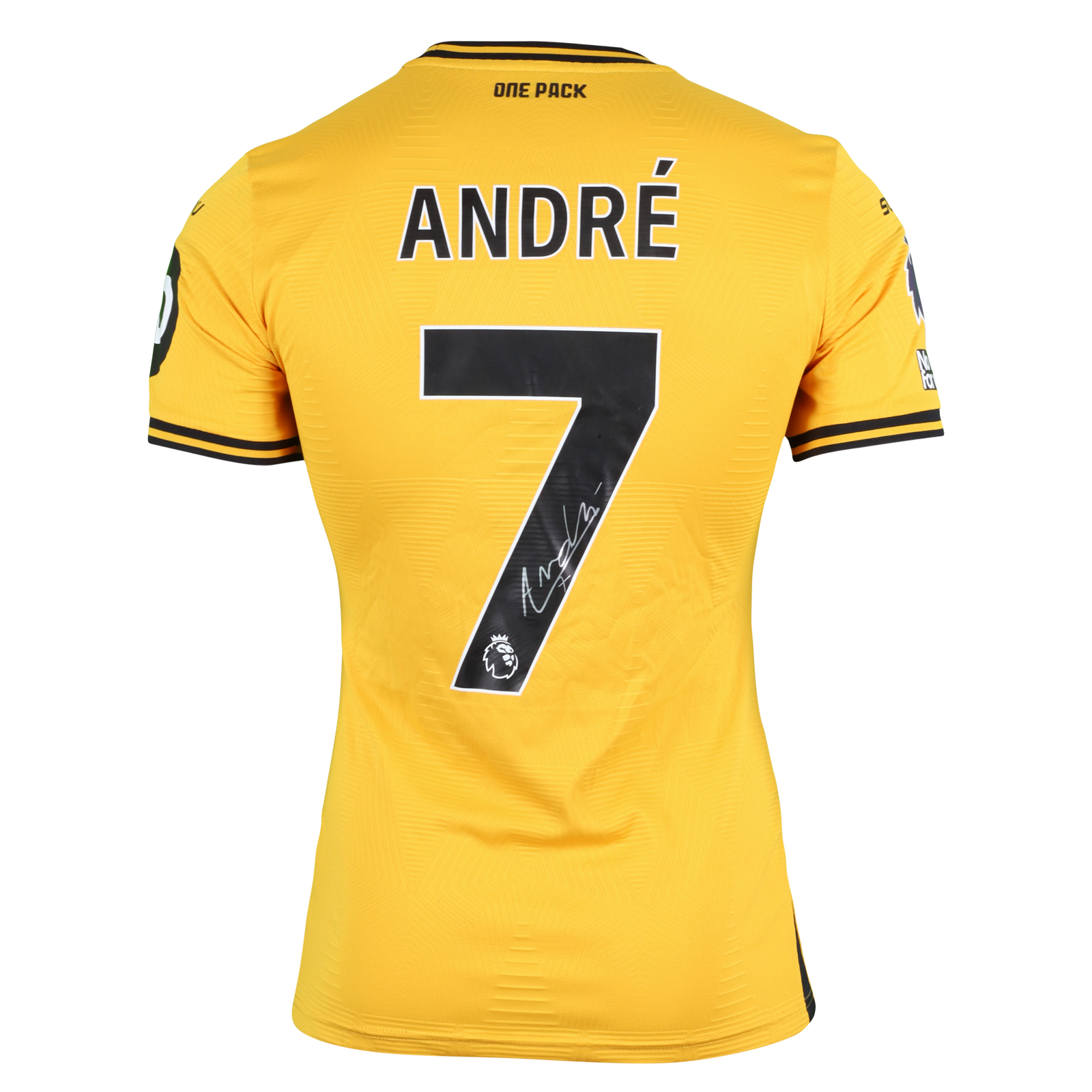 André Wolverhampton Wanderers shirt
