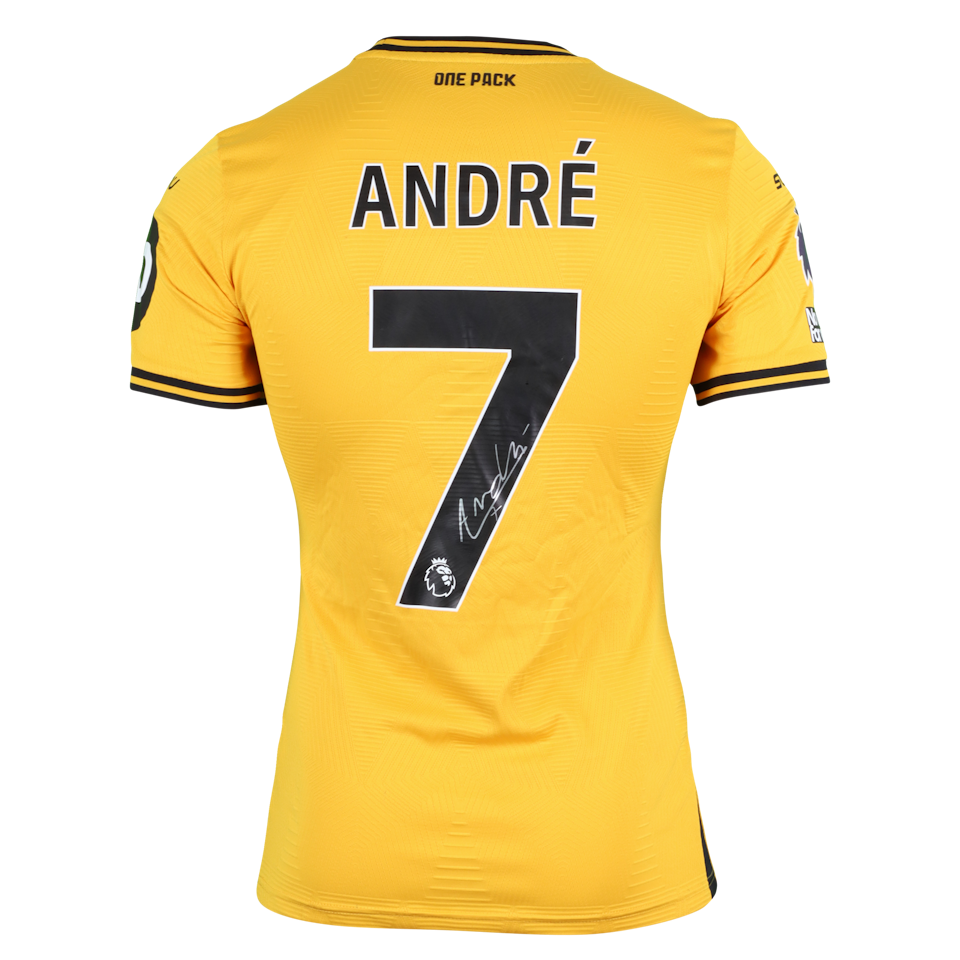 André Trindade da Costa Neto Wolverhampton Wanderers shirt