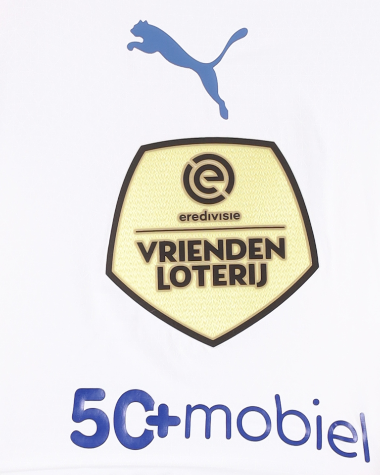 Couhaib Driouech PSV のシャツ