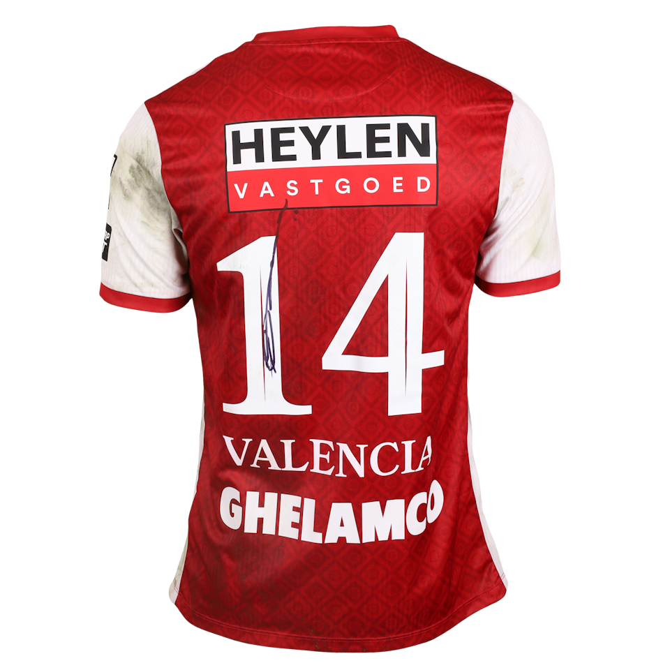 A. Valencia Bajaña Royal Antwerp FC shirt
