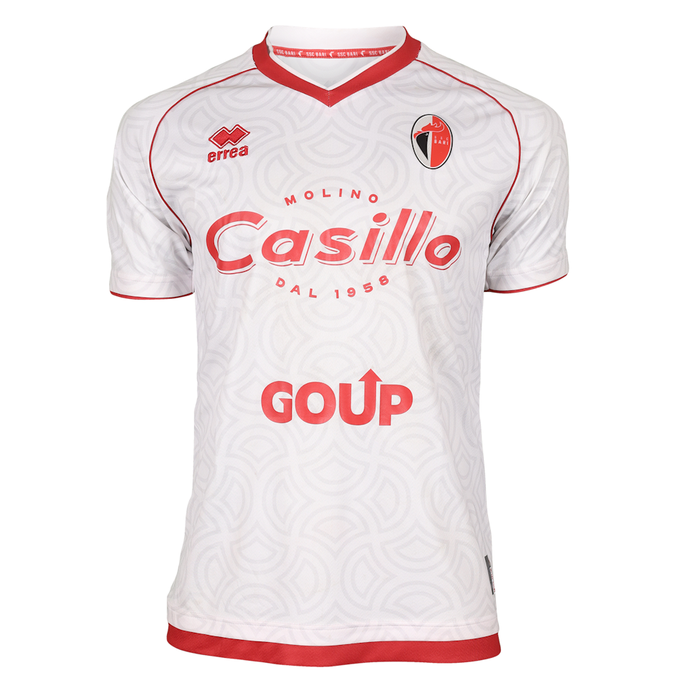Andrea Favilli S.S.C. Bari shirt