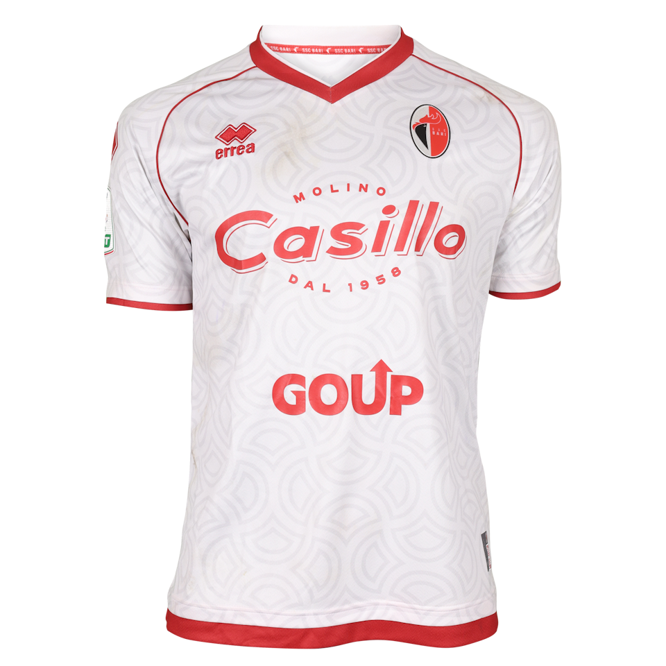 Francesco Vicari S.S.C. Bari shirt
