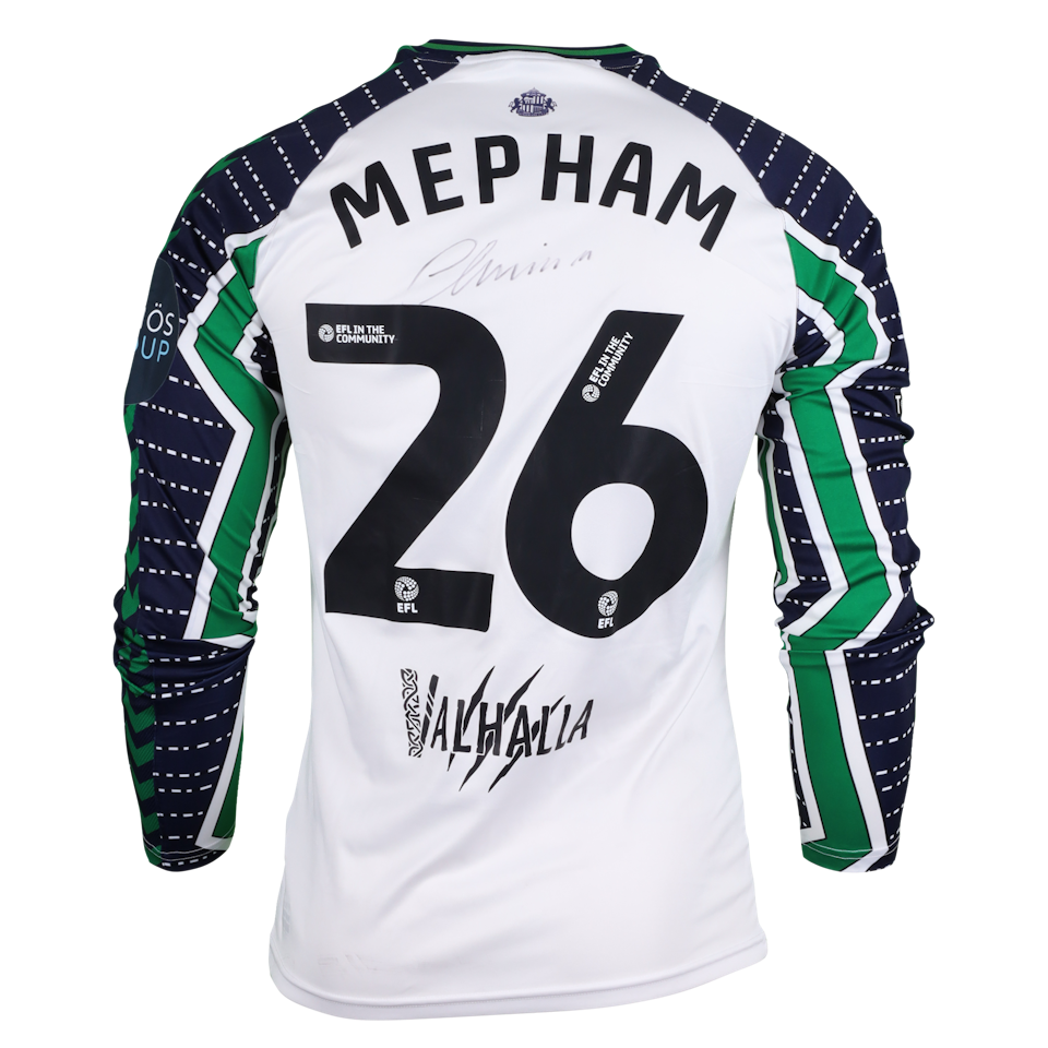 Chris Mepham Sunderland shirt