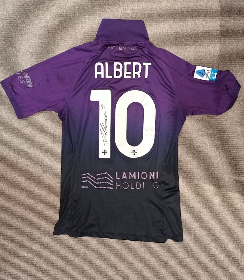 Albert Gudmundsson Fiorentina shirt