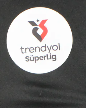 来自Çaykur Rizespor的Mithat Pala球衣