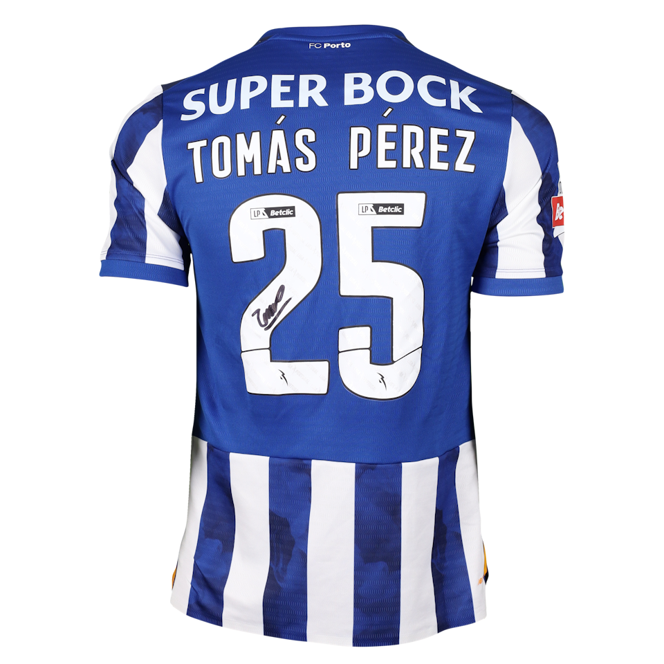 Tomás Pérez FC Porto shirt