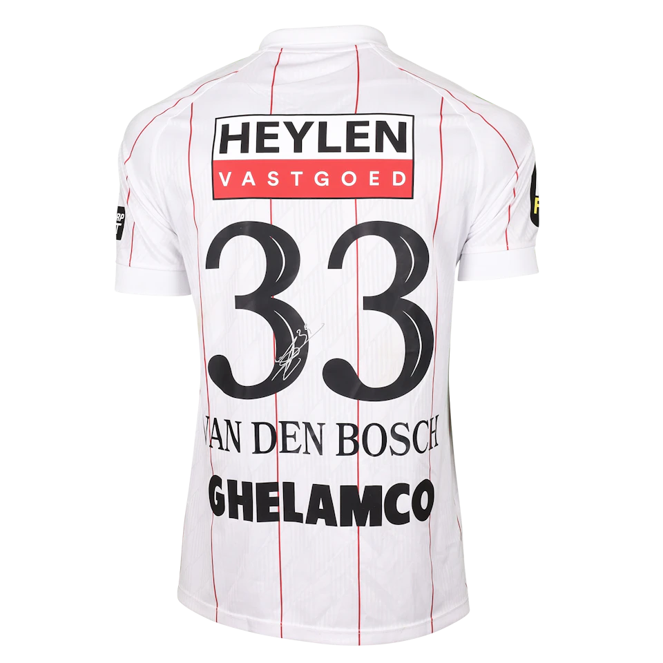 来自Royal Antwerp FC的Zeno Van Den Bosch球衣