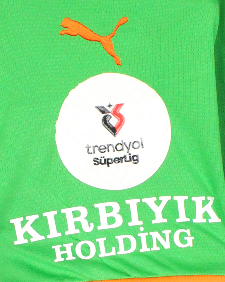 Florent Hadërgjonaj  Alanyaspor shirt