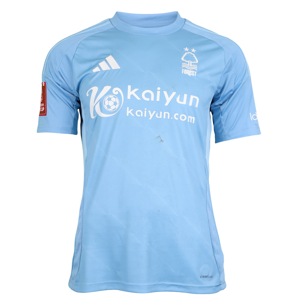 Danilo dos Santos de Oliveira Nottingham Forest jersey