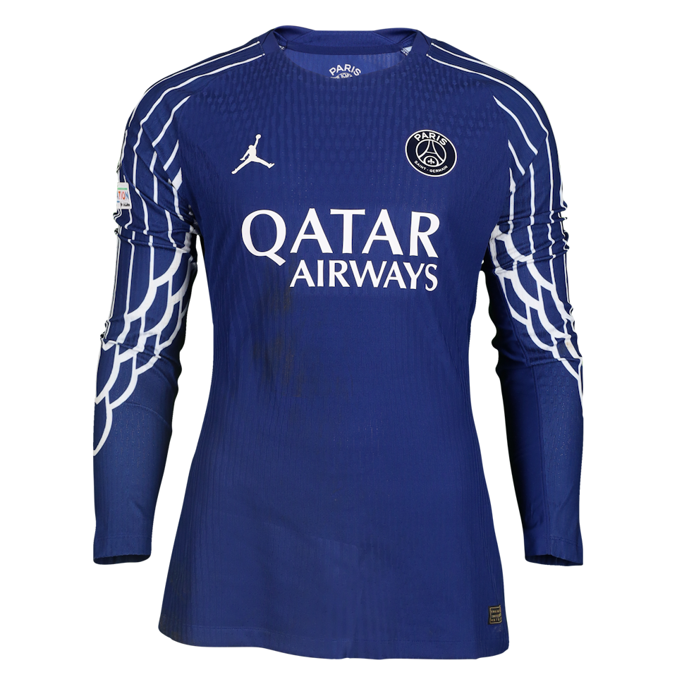 Désiré Doué Paris Saint-Germain shirt