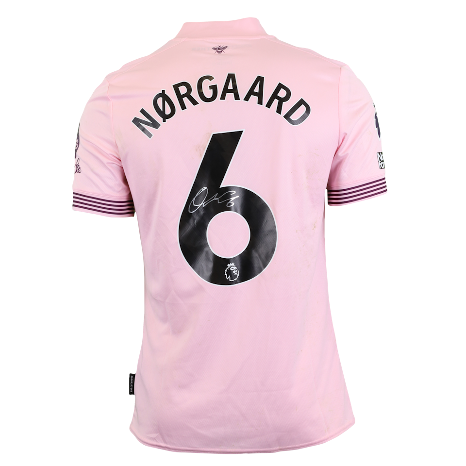 Shirt van Christian Nørgaard Brentford