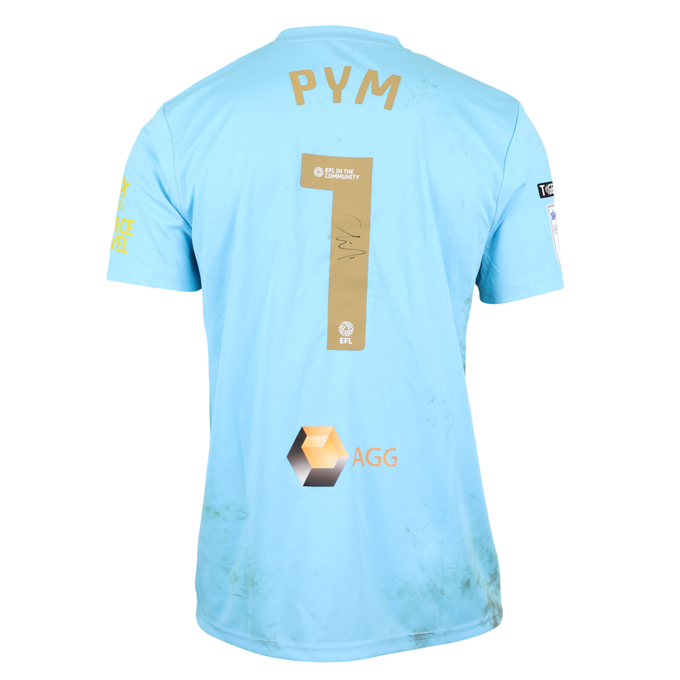 Christy Pym Mansfield Town jersey