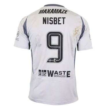 来自Aberdeen的Kevin Nisbet球衣