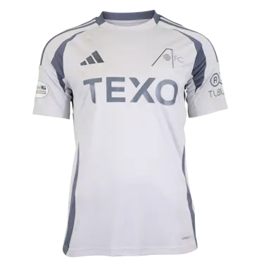 来自Aberdeen的Kevin Nisbet球衣