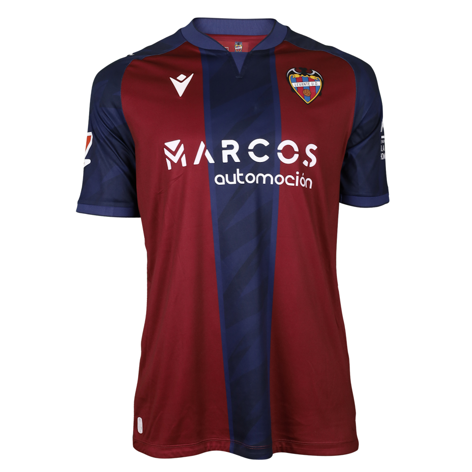 Vicente Iborra Levante UD shirt