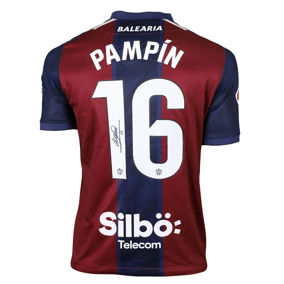 Diego Varela Pampín Levante UD shirt