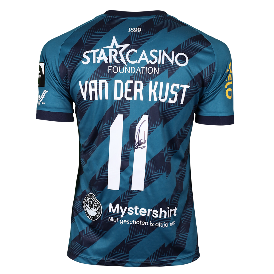 Djevencio van der Kust K. Beerschot V.A. jersey