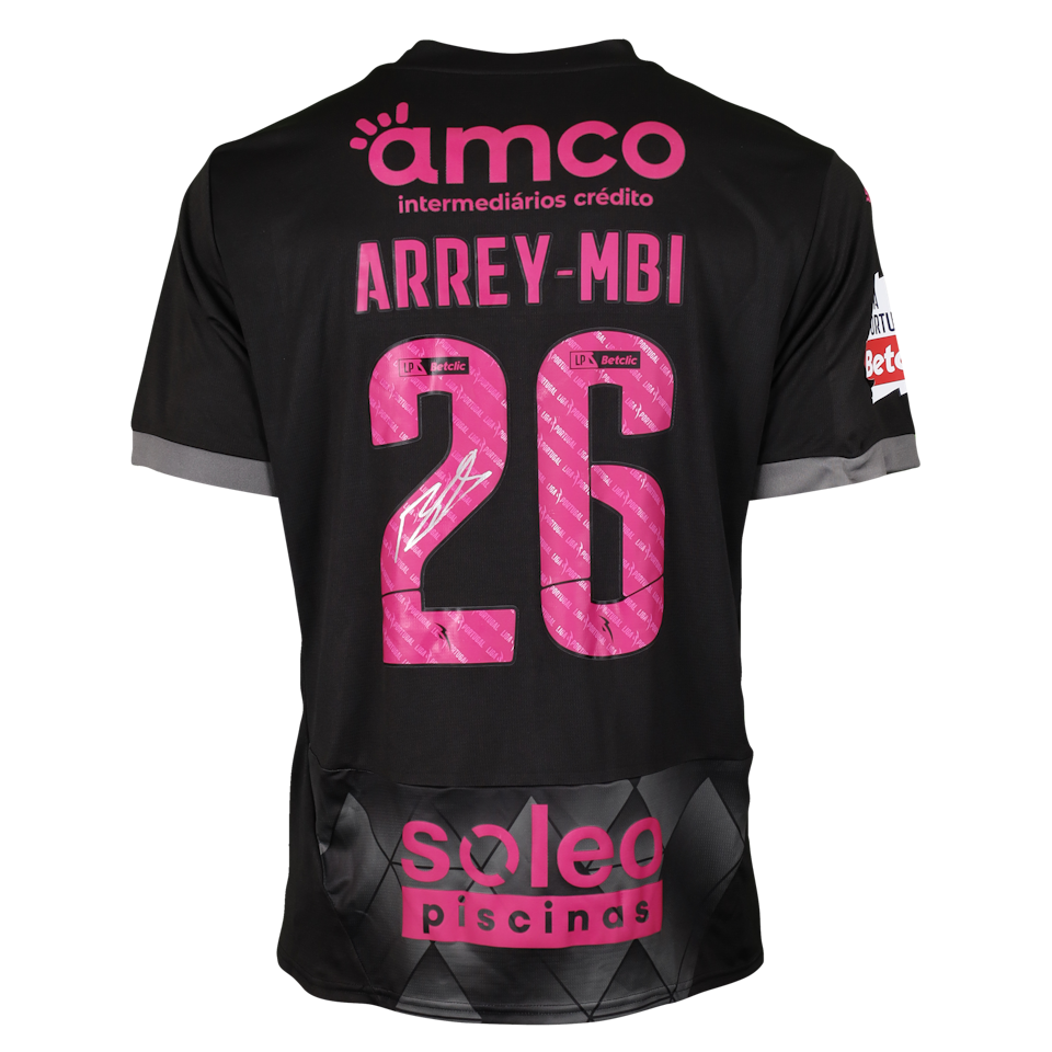 Bright Akwo Arrey-Mbi SC Braga shirt