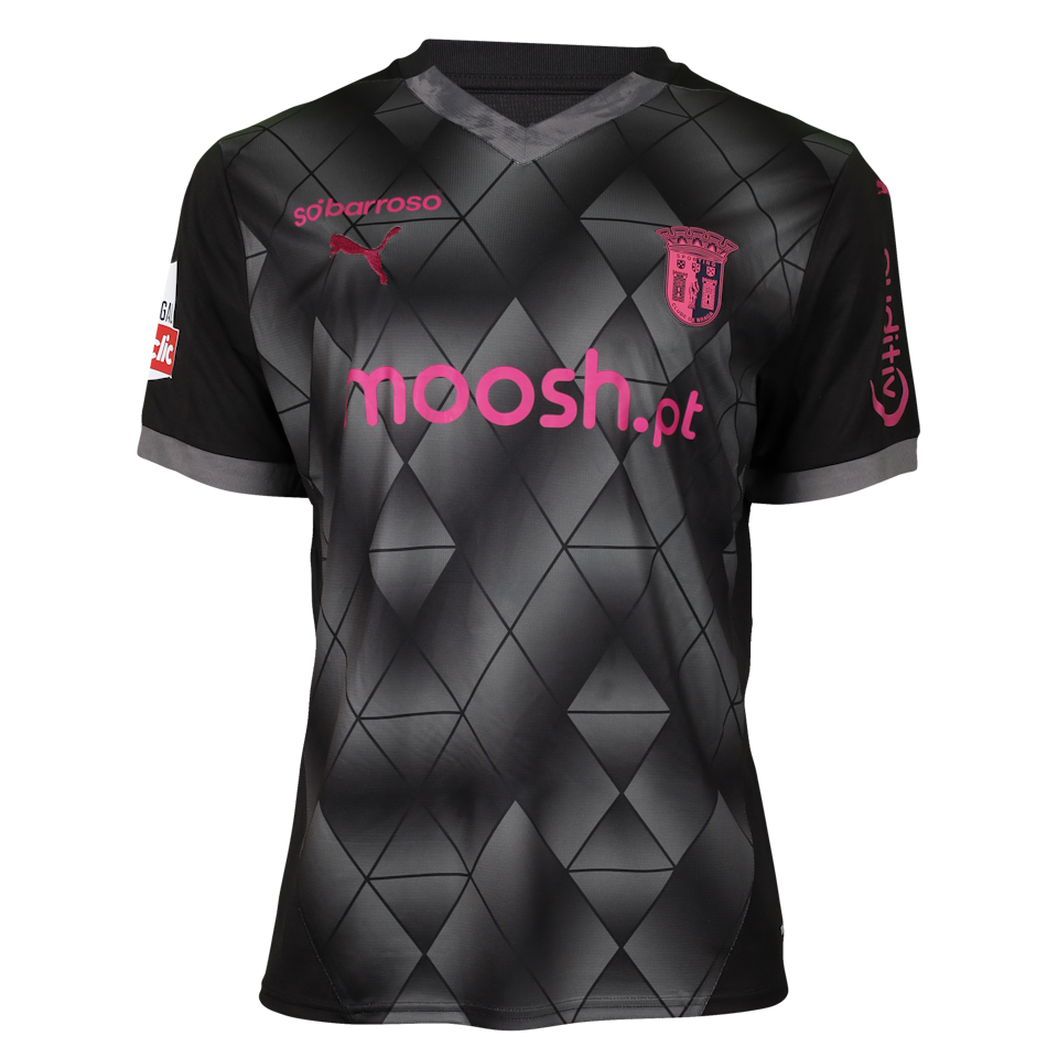Bright Akwo Arrey-Mbi SC Braga shirt