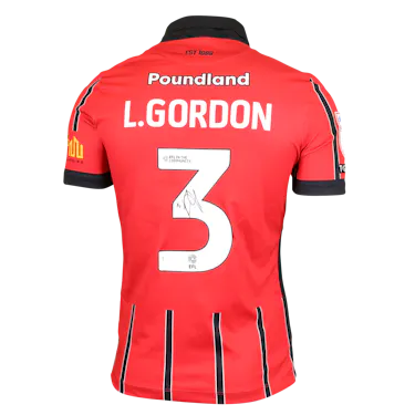来自Walsall的Liam Gordon球衣