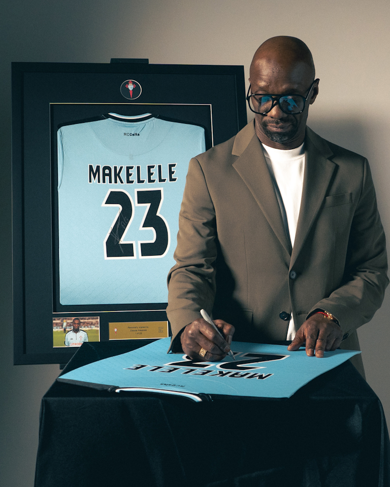 Makélélé Signed - The Makélélé Role Debut