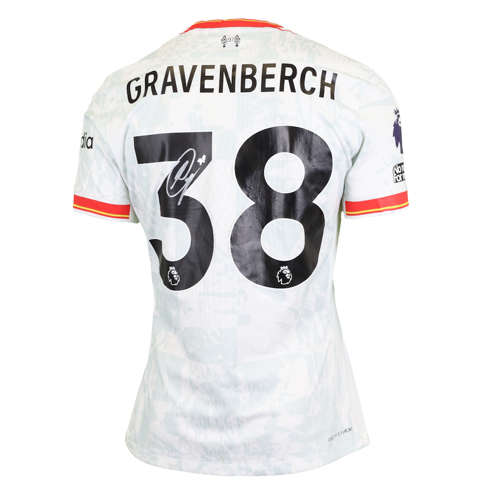 Ryan Gravenberch Liverpool shirt