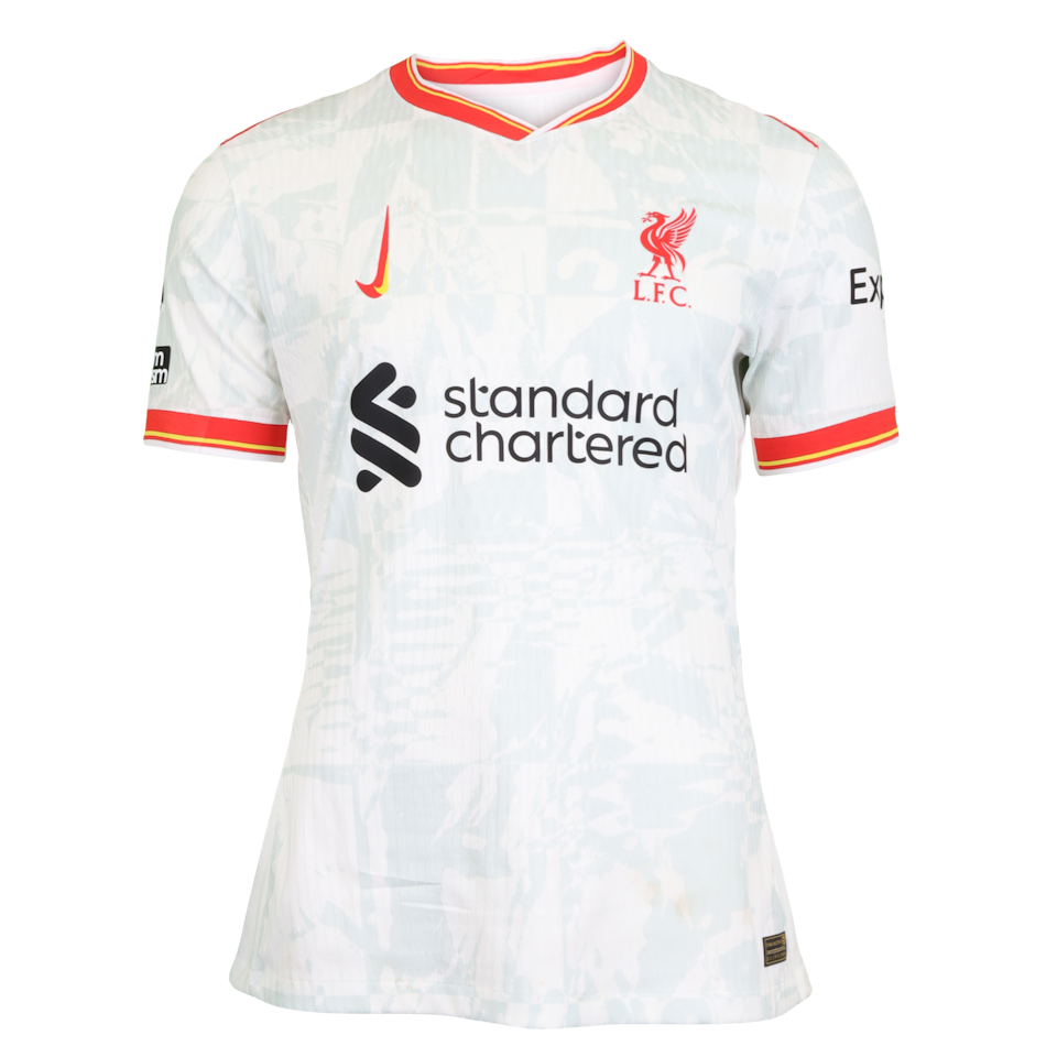 Ryan Gravenberch Liverpool shirt