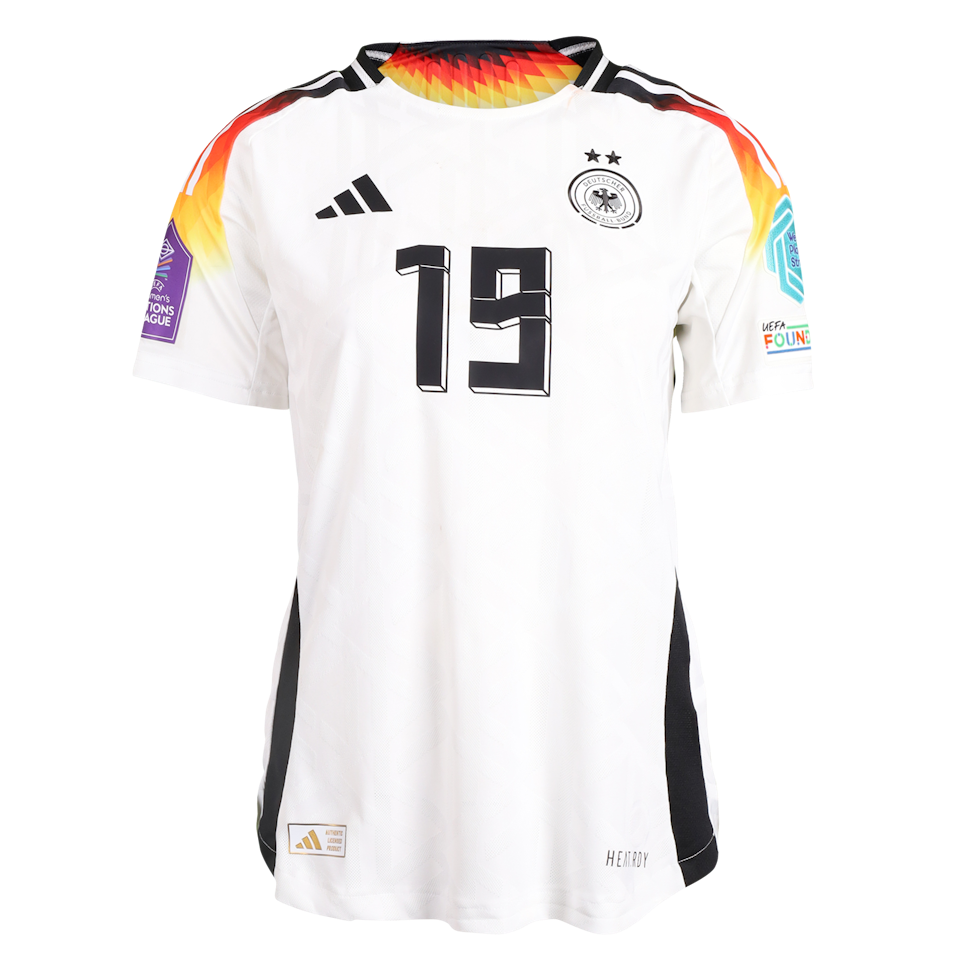 Klara Bühl Germany W shirt