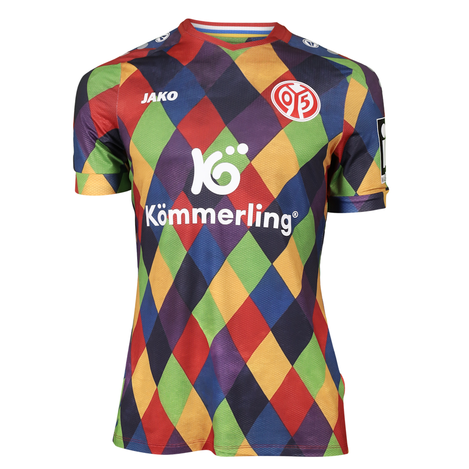 Jonathan Burkardt Mainz 05 shirt
