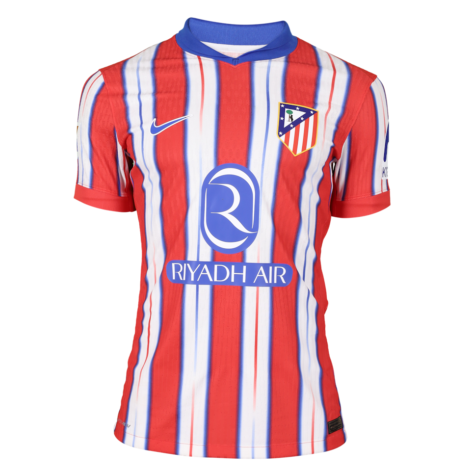 César Azpilicueta  Atlético de Madrid shirt