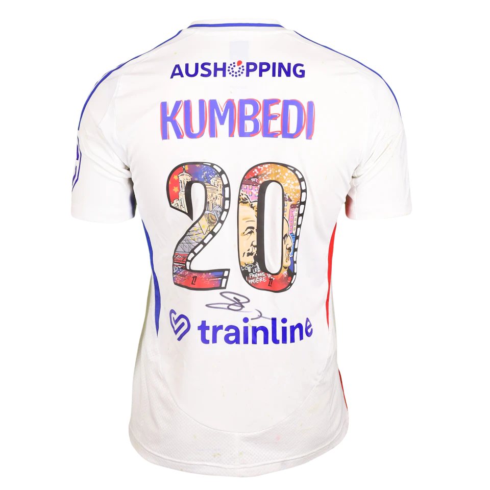 来自Olympique Lyonnais的Sael Kumbedi球衣