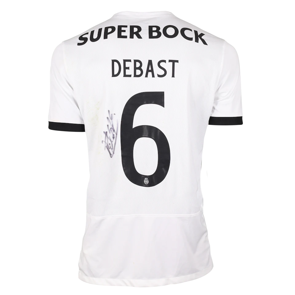 Zeno Debast Sporting CP shirt