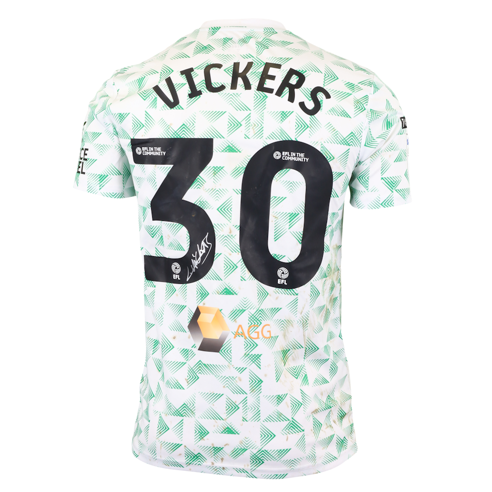Caylan Vickers Mansfield Town jersey