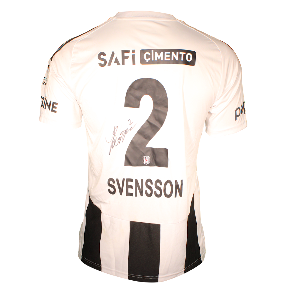 Beşiktaş JK-Trikot von Jonas Svensson