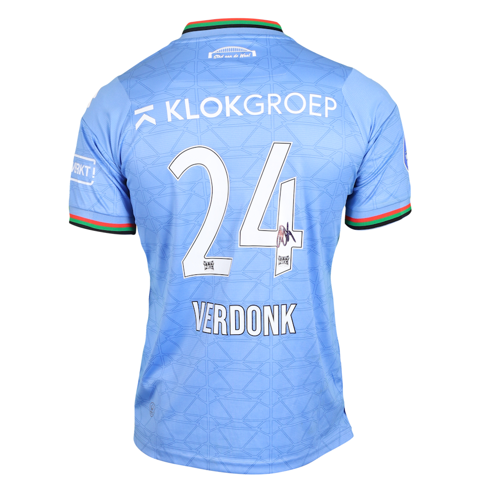 Calvin Verdonk NEC forması