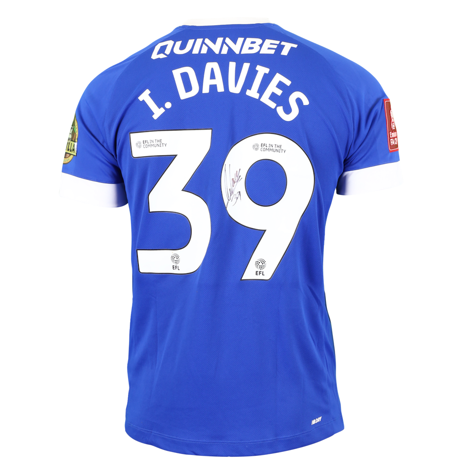 Isaak Davies Cardiff City FC shirt